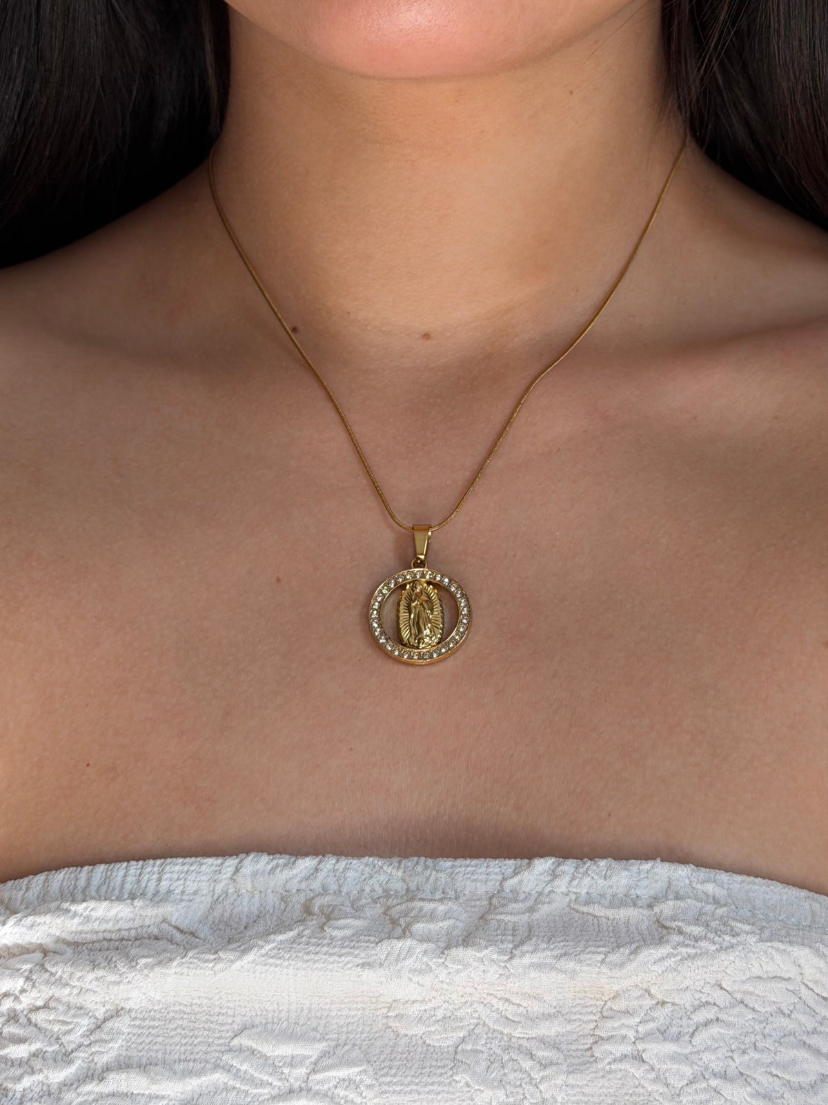 COLLAR VERGEN CIRCULAR