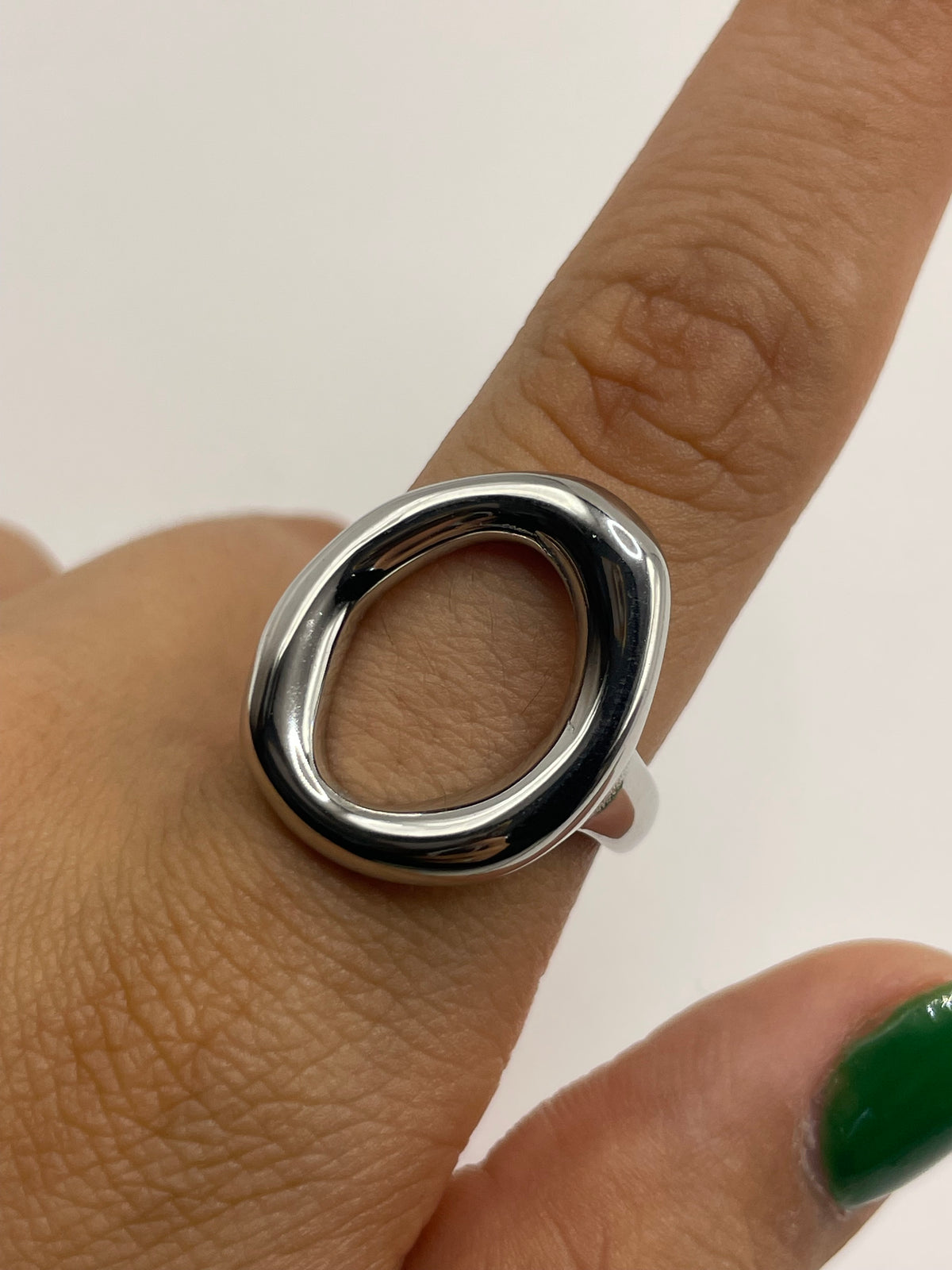 ANILLO CIRCULAR PEQUEÑO PLATA