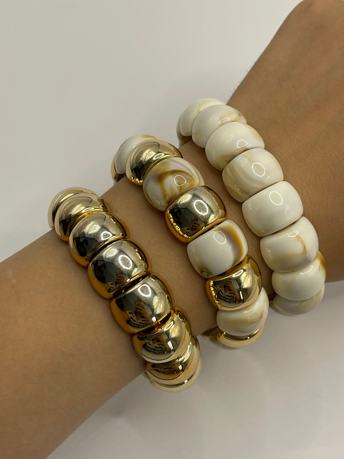 CONJUNTO 3 PULSERAS RESINA BEIGE