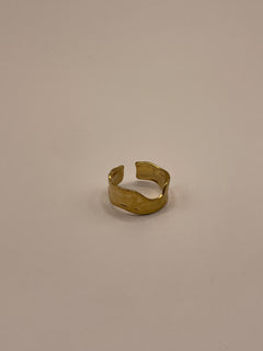 ANILLO ONDA DORADO