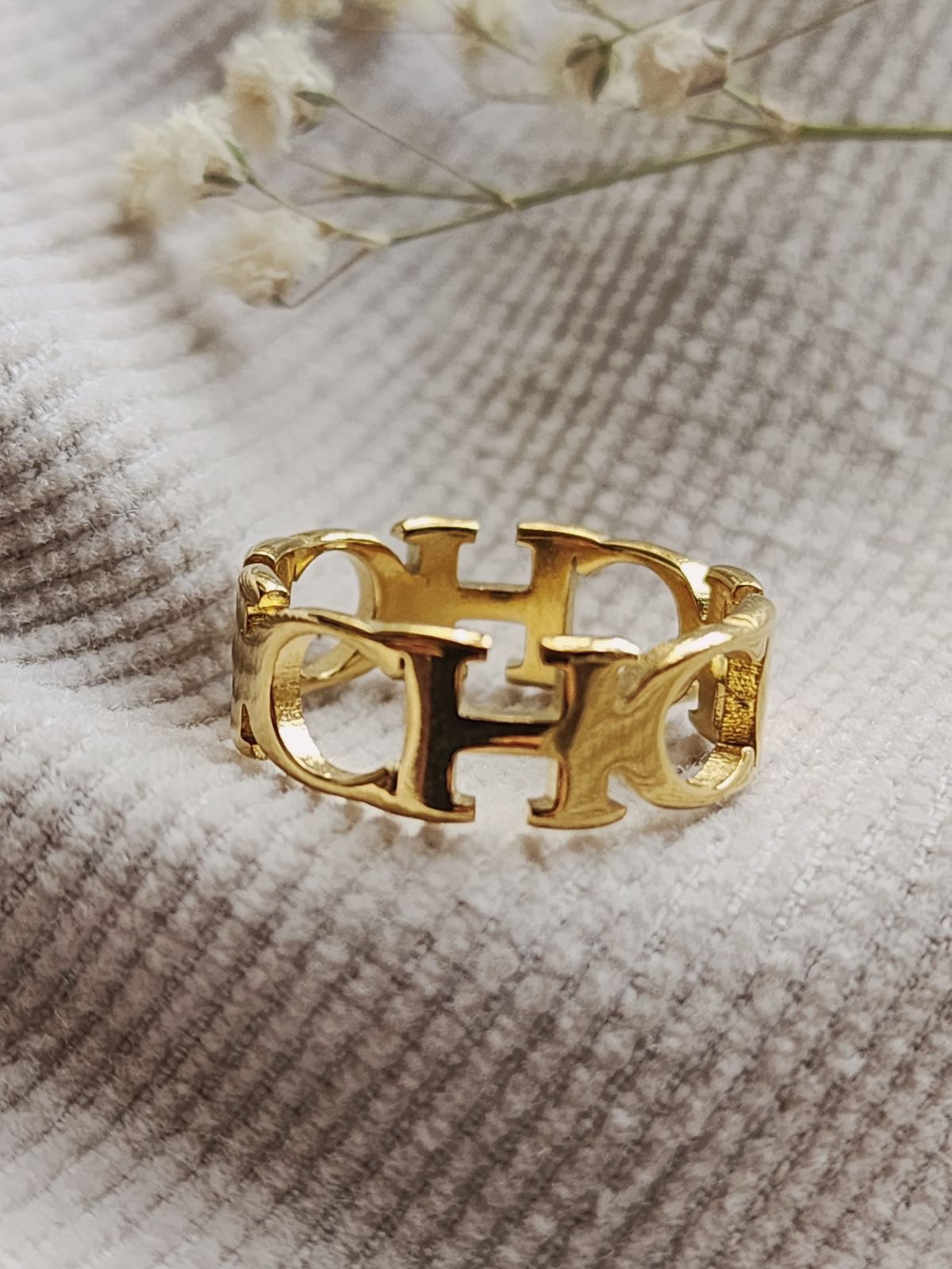 Anillo Carolina Herrera