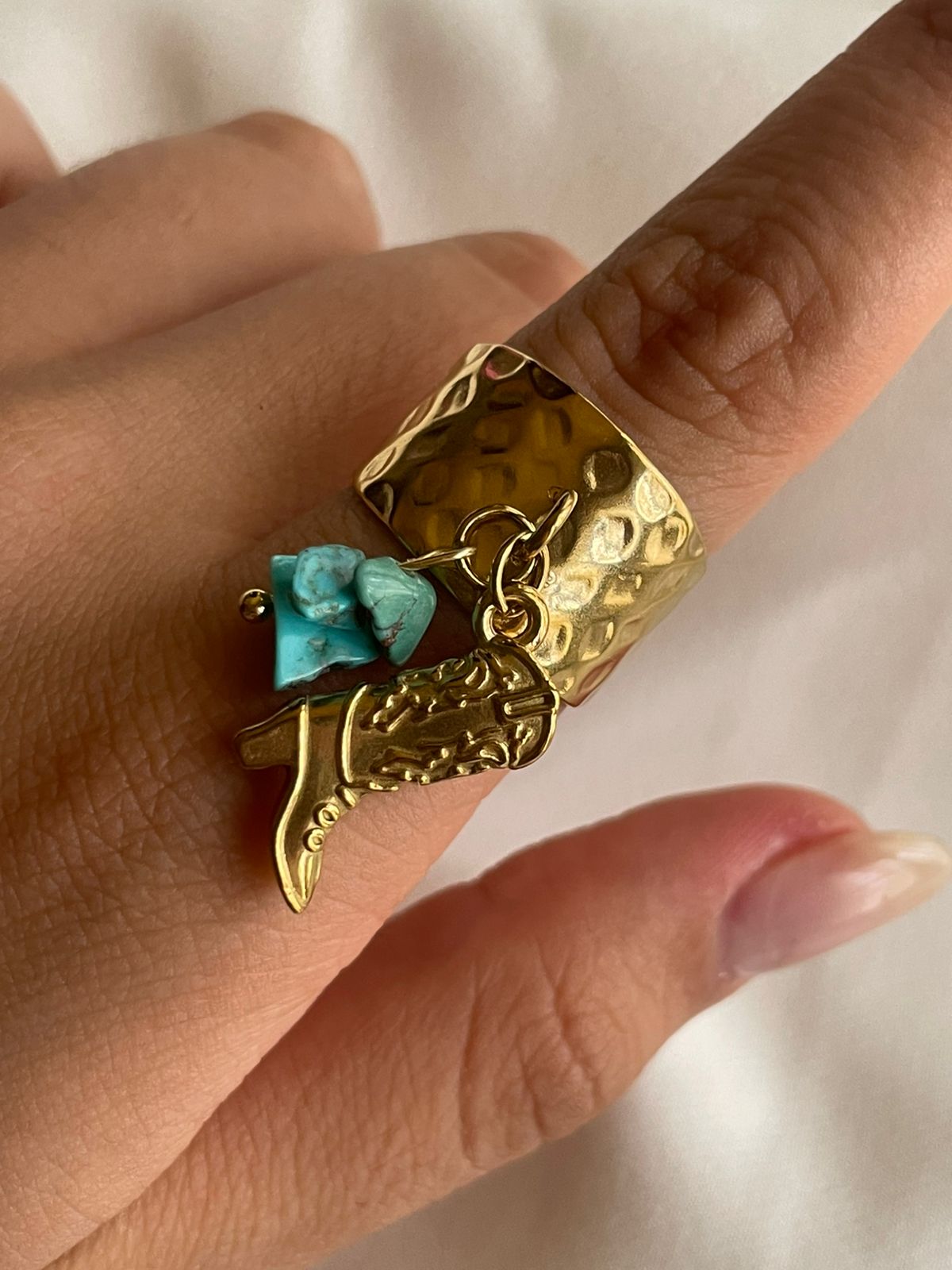 ANILLO CHARM BOTA
