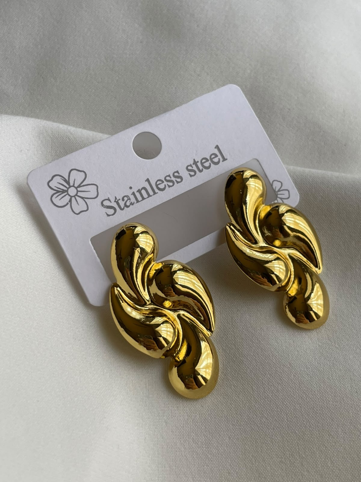 ARETES GOTAS