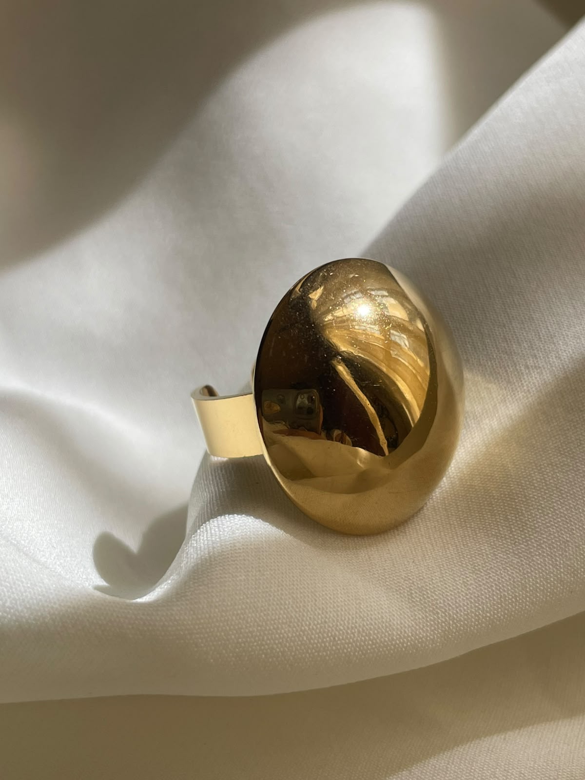 ANILLO CAPARZON DORADO LISO