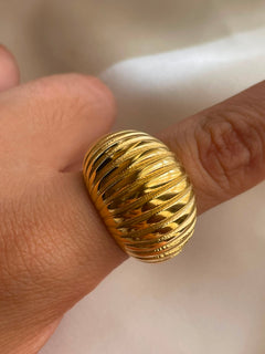 ANILLO CAPAZON DORADO TALLA 8