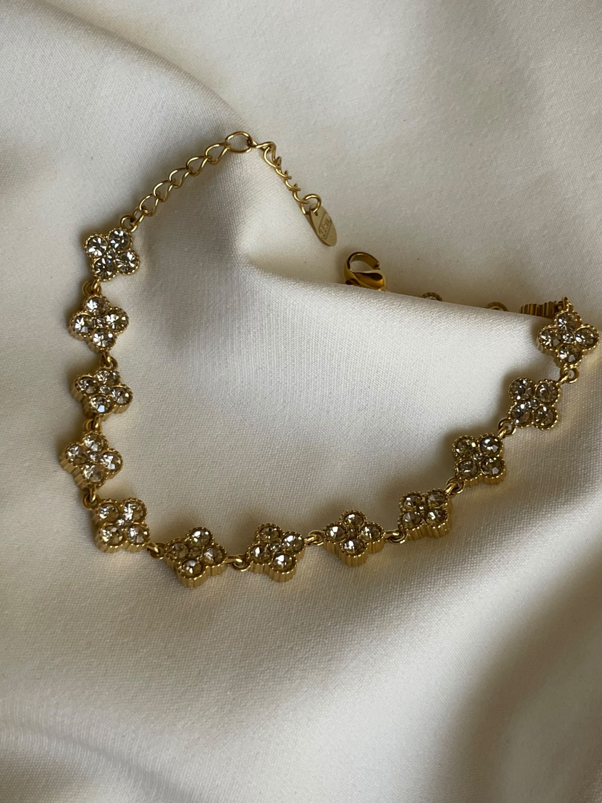 PULSERA TREBOL GLOW