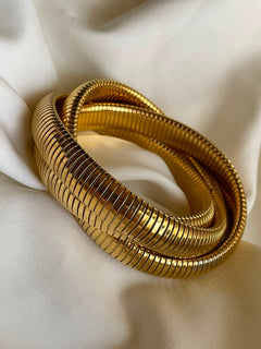 PULSERA AMANDA TRIPLE DORADA