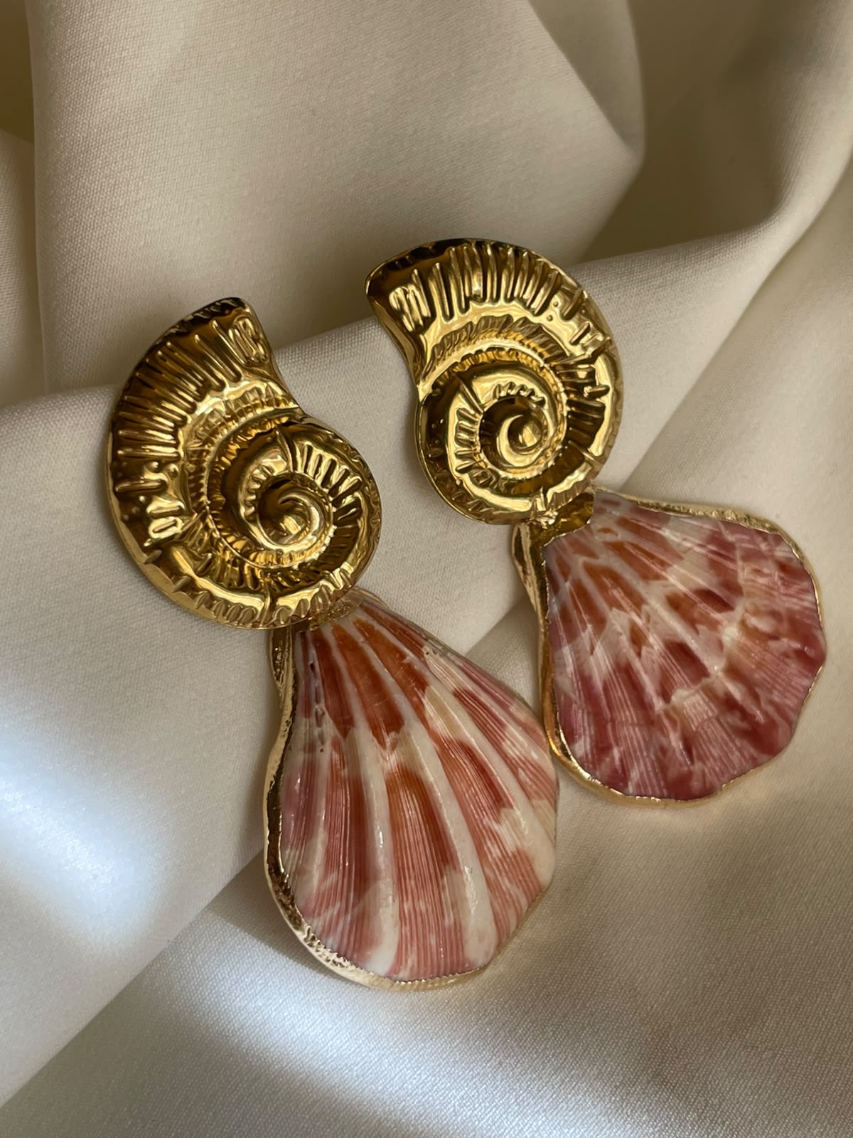 ARETES CONCHA ROSA