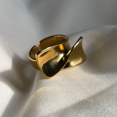 ANILLO ALMENDRA DORADO