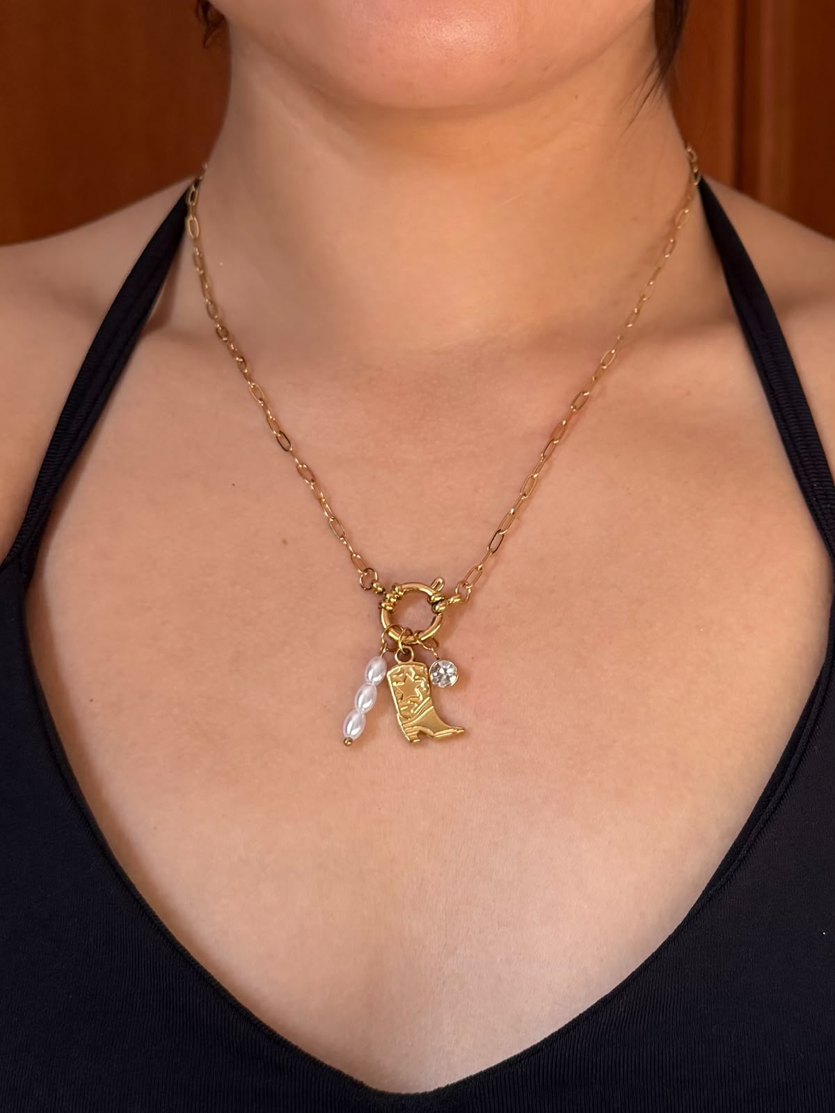 COLLAR BOTA PERLA