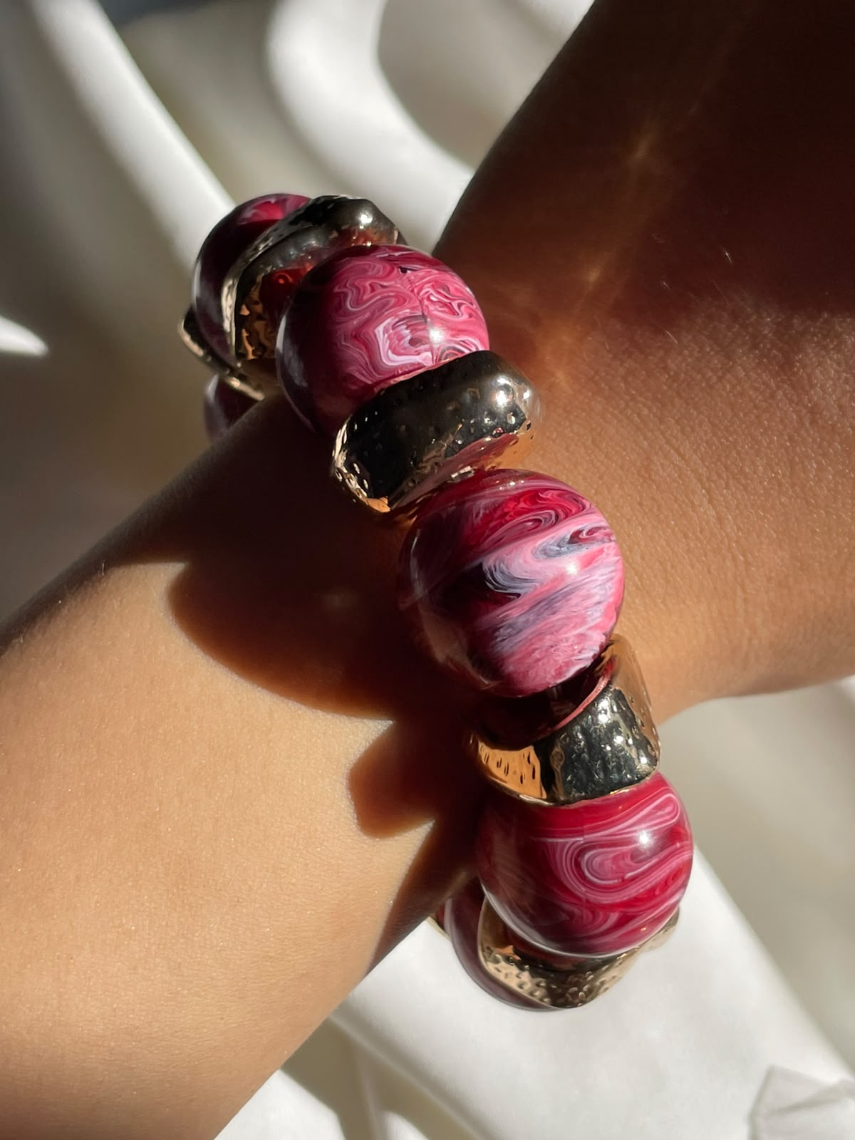 PULSERA RESINA ROSA