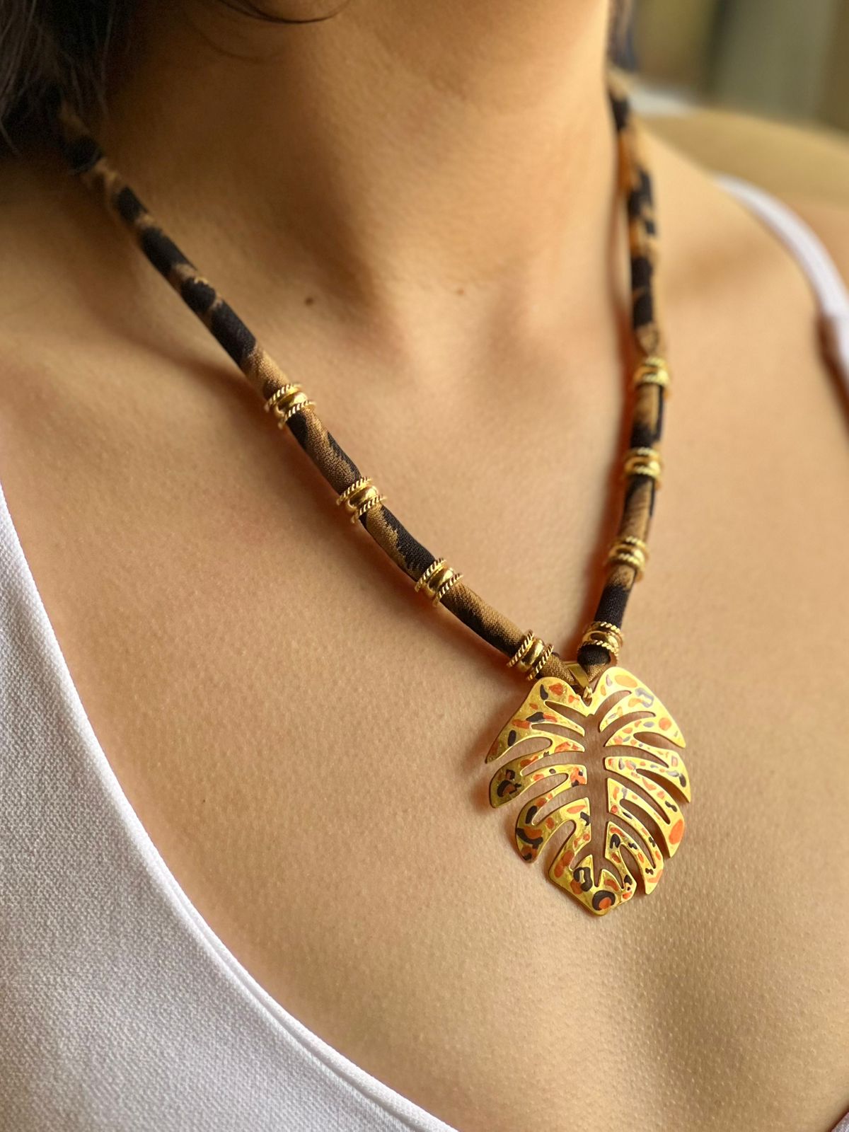 Collar Karla