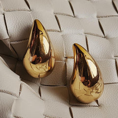 ARETES PARIS DORADOS