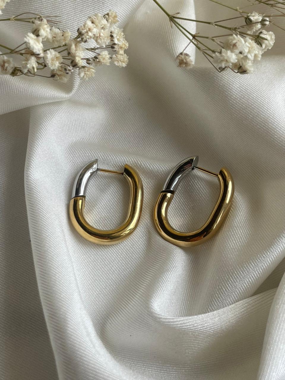ARETES TULIPAN