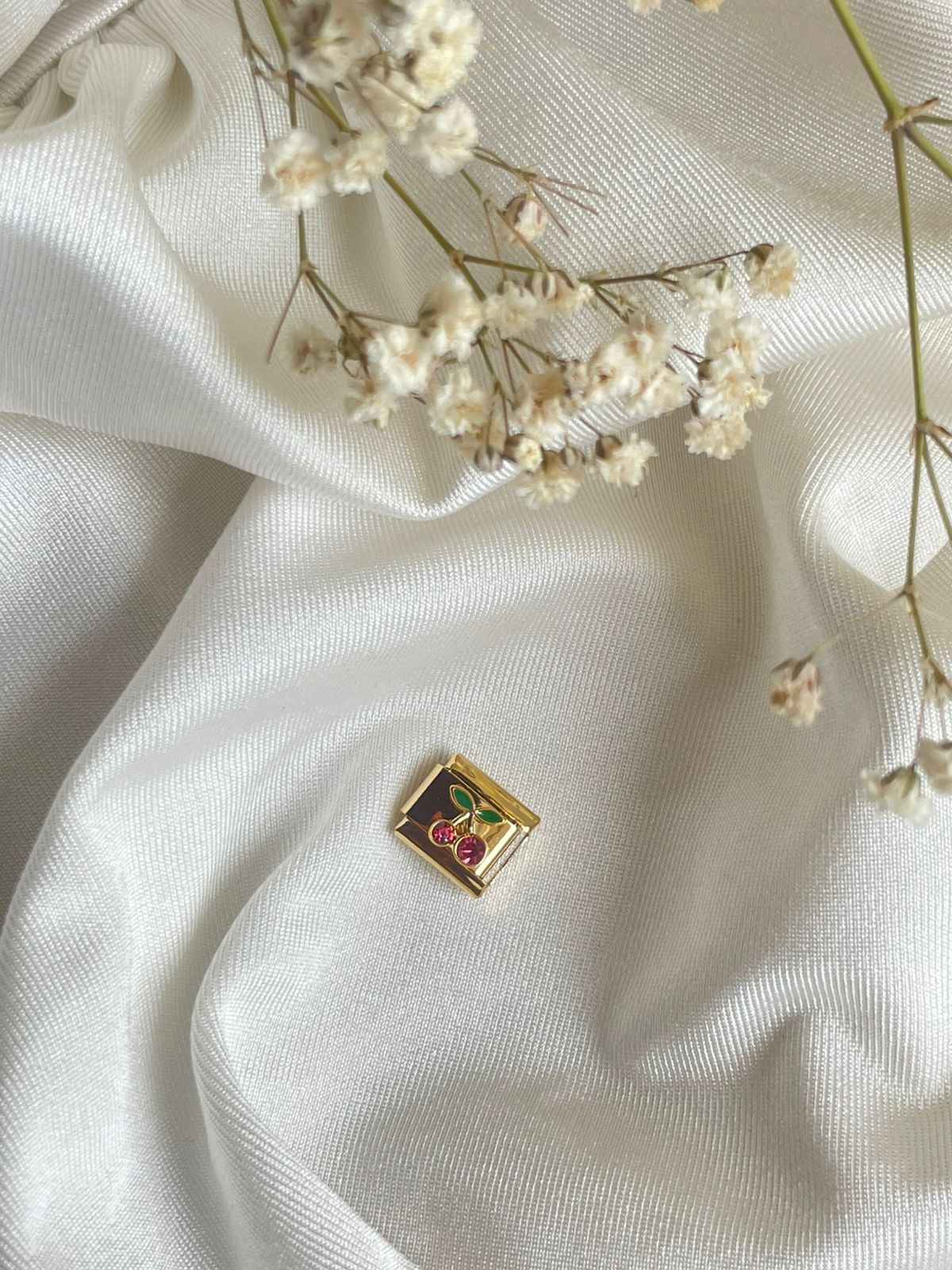 CHARM CEREZA