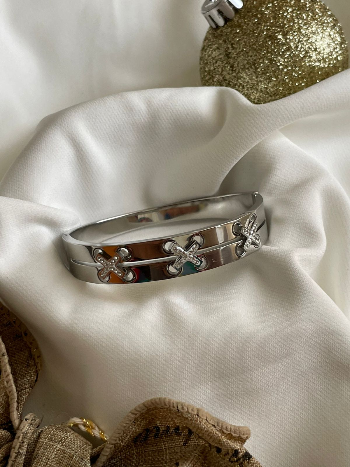 PULSERA TEJIDA PLATA