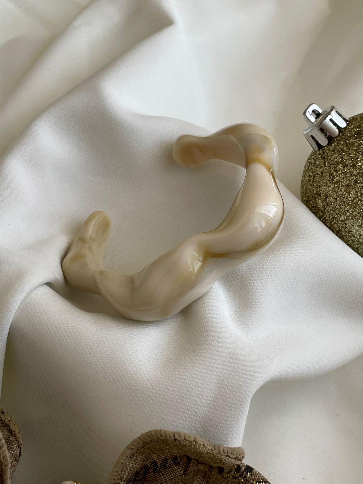 PULSERA NUBE ACRILICO