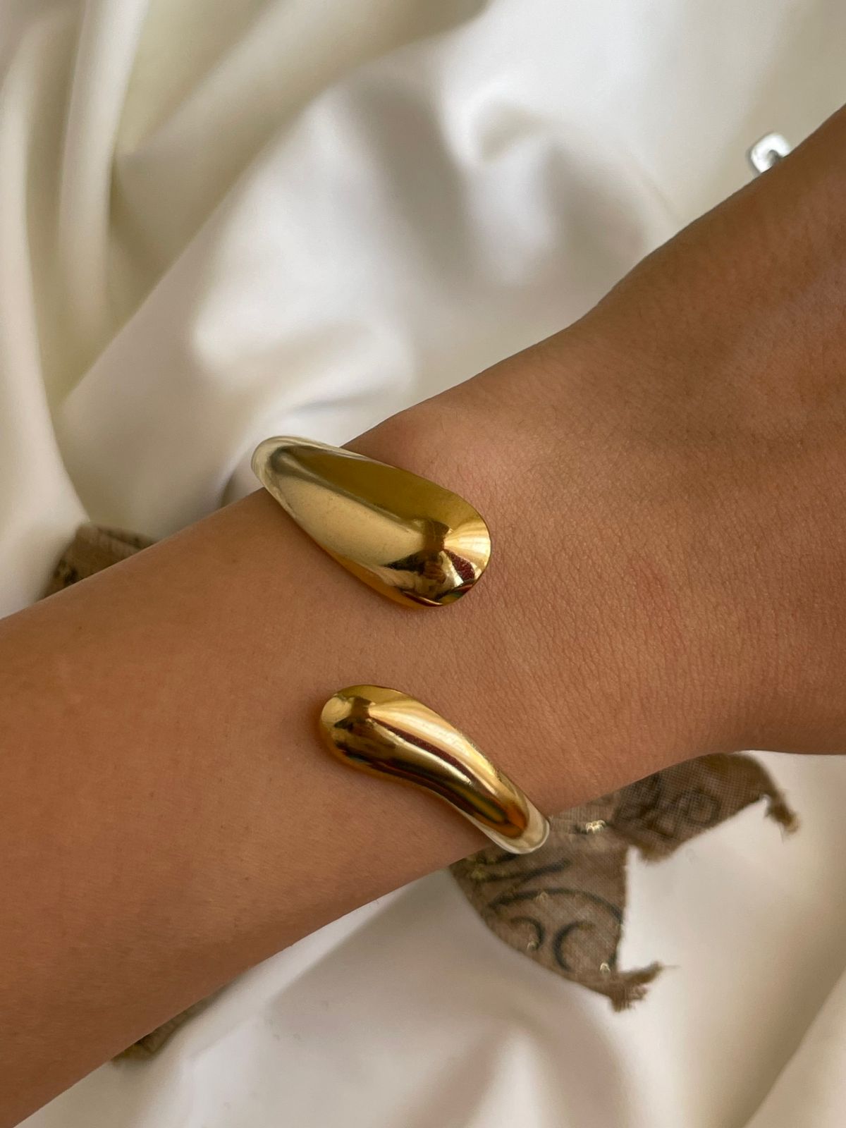 BRAZALETE DOBLE GOTA