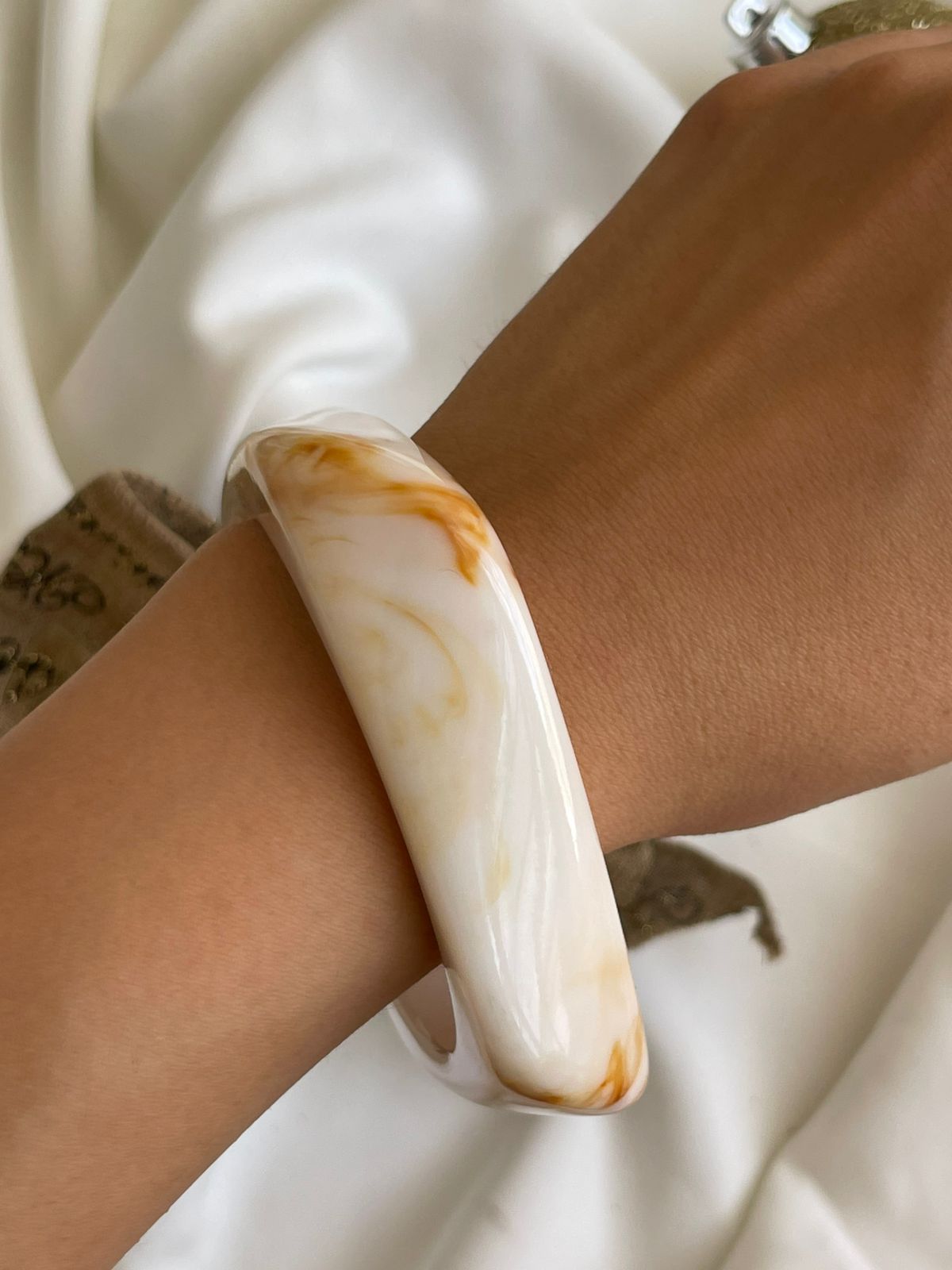 PULSERA DE RESINA CHUNKY