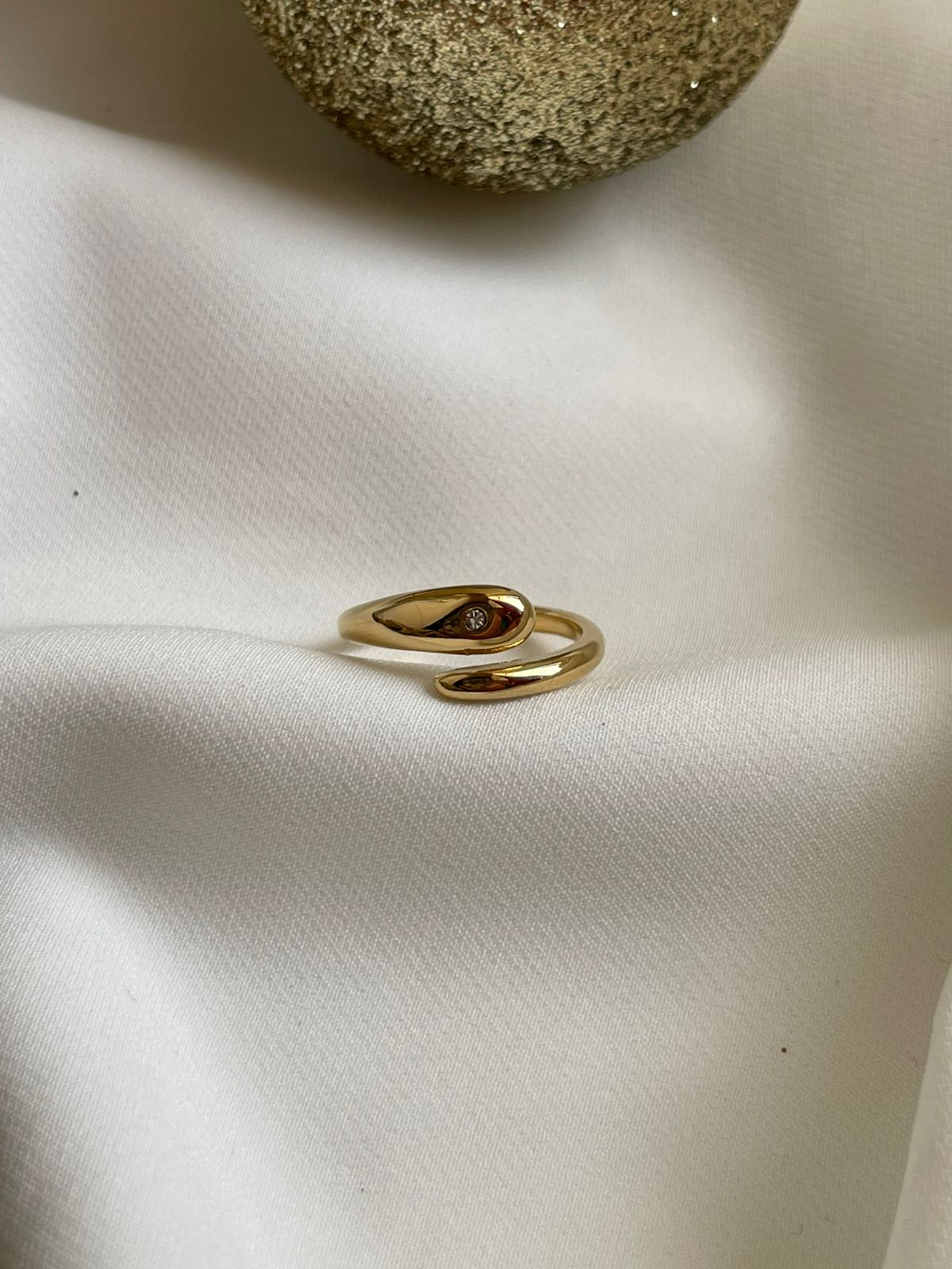 ANILLO SERPIENTE DORADA