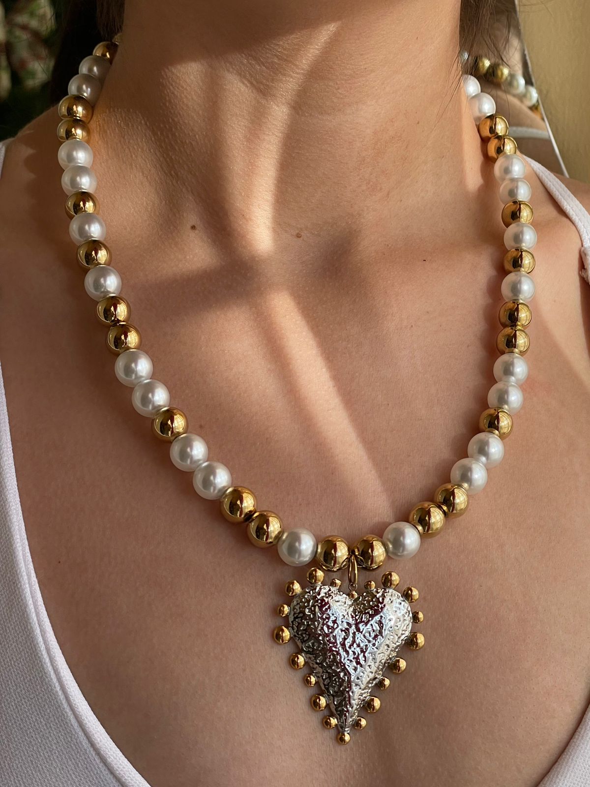 COLLAR CHUNKY APERLADO DORADO