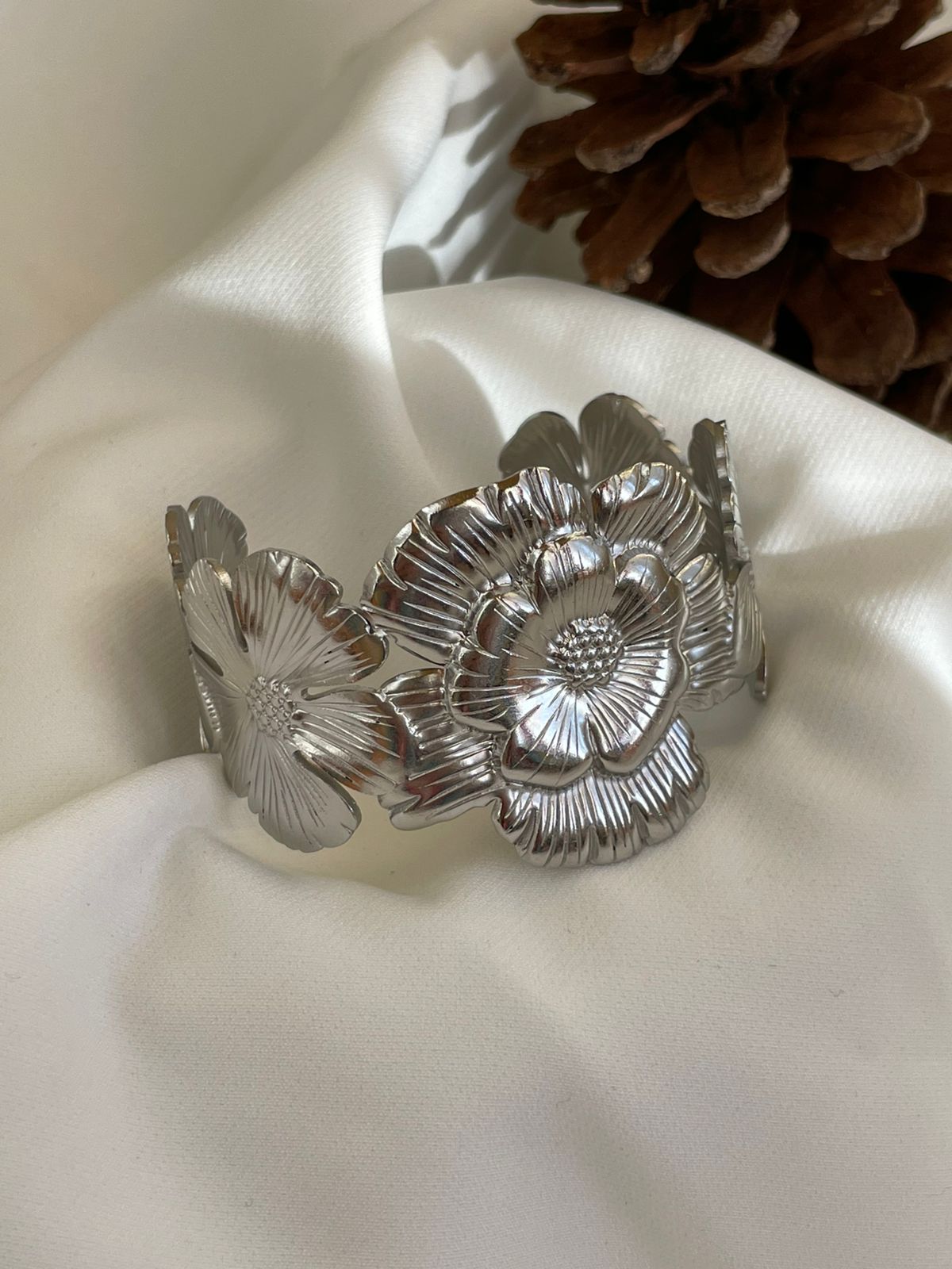 PULSERA PEONIA PLATA