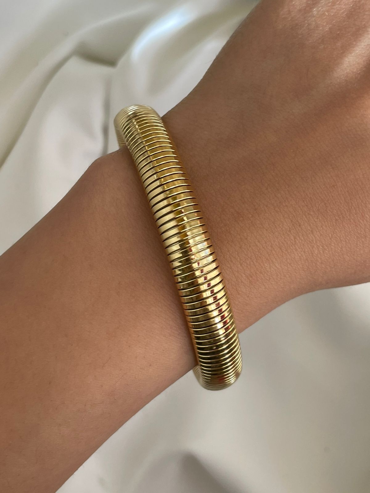 PULSERA AMANDA 10mm DORADA