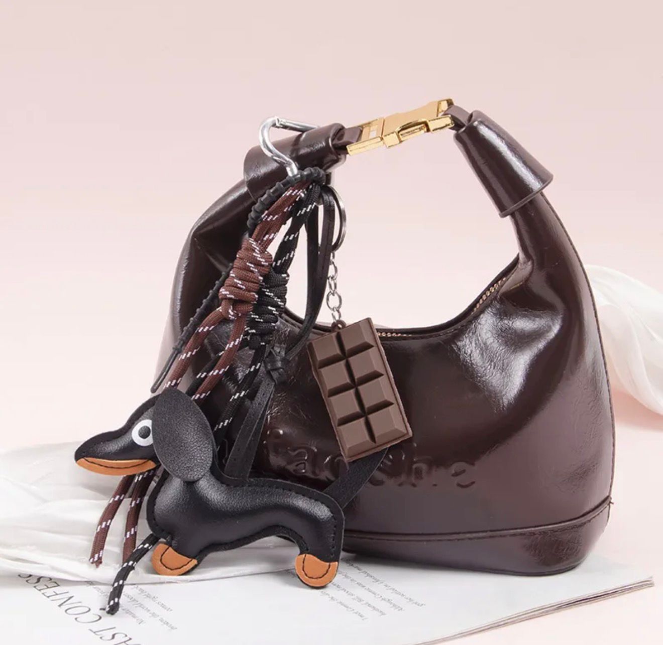 LLAVERO PERRITO SALCHICHA BLACK