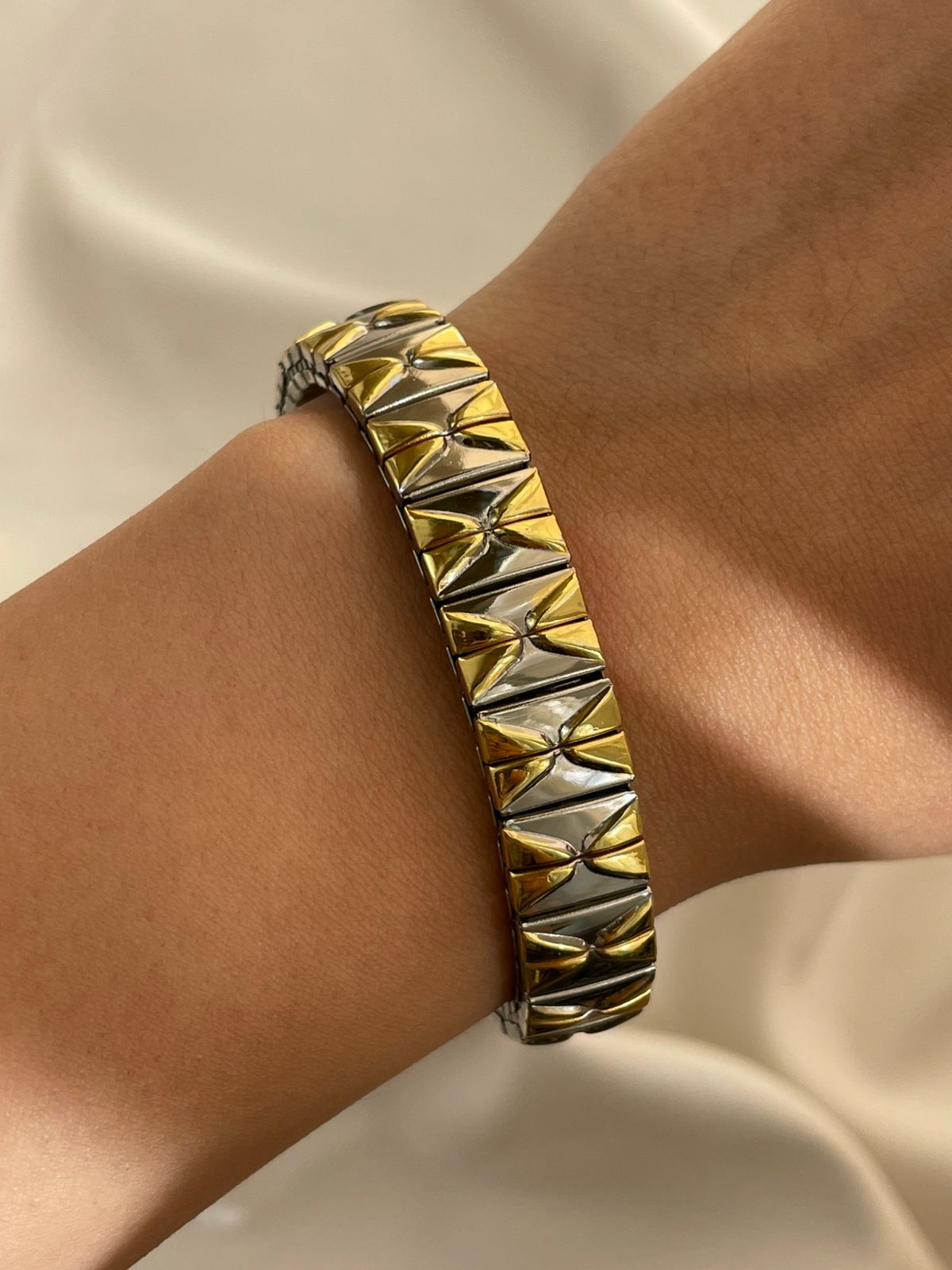 PULSERA ELASTICA